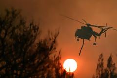 Στις φλόγες ξανά και η Σικελία - «Κύμα» εμπρησμών στη νότια και κεντρική Ιταλία
