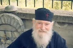 The Life of the Holy Protopresbyter, Elder John Kalaides († 2009)
