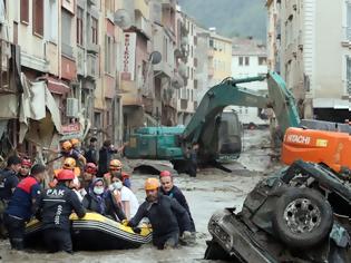 Φωτογραφία για Τουρκία: Τουλάχιστον 44 οι νεκροί από τις σαρωτικές πλημμύρες