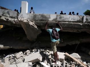 Φωτογραφία για Σεισμός 7,2 Ρίχτερ στην Αϊτή - Τρομερός (προσωρινός) απολογισμός με 1.419 νεκρούς