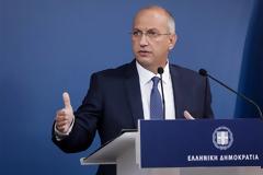Οικονόμου: Ανακοινώνονται νέα μέτρα για κορονοϊό. Τι είπε για οριζόντιο lockdown