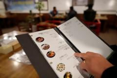 Κώδικας QR – ΙΣΩΣ  αντικαταστήσει τον παραδοσιακό κατάλογο εστιατορίων
