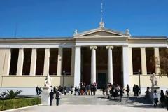 ΕΚΠΑ: Με μάσκες και rapid test επιστρέφουν οι ανεμβολίαστοι φοιτητές στο πανεπιστήμιο