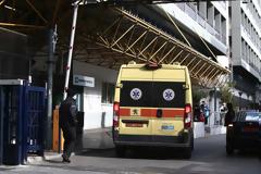 Εισαγγελέας για όσους εμπόδισαν την διασωλήνωση 54χρονης αντιεμβολιάστριας που πέθανε από κορονοϊό στον Ευαγγελισμό