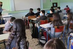 Γ.Γ. υπουργείου Παιδείας: Διαφορετική αντιμετώπιση σε ανεμβολίαστους εκπαιδευτικούς αν βρεθεί κρούσμα