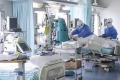 Πάτρα: Γιατροί έσωσαν ασθενή με κορονοϊό και τους έκανε μήνυση