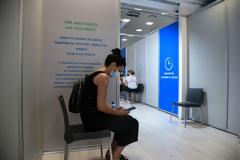Πλαστά πιστοποιητικά εμβολιασμού: Ακόμη δέκα εμβολιαστικά κέντρα στο μικροσκόπιο των αρχών