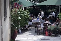 Κλειστοί χώροι: Πώς θα λειτουργήσουν από Δευτέρα -Τι ισχύει για τους ανεμβολίαστους
