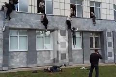 Ρωσία: 8 νεκροί από επίθεση ενόπλου σε πανεπιστήμιο - Πηδούσαν από τα παράθυρα για να σωθούν