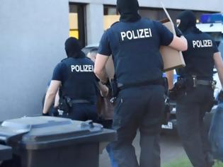 Φωτογραφία για Γερμανία: Ένοπλος σε λεωφορείο - Υπάρχουν όμηροι