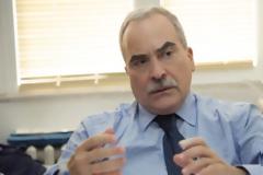 Λαζανάς: Αποφάσεις για εκταφές για να διαπιστωθεί αν πέθαναν από Covid. Είμαστε τρελοκομείο