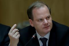 Καραμανλής: Απαιτείται επαρκής μεταβατική περίοδος για καθαρή ενέργεια στις μεταφορές