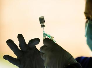 Φωτογραφία για Μελέτη ΕΚΠΑ: Για πόσο καιρό παραμένουν τα αντισώματα κορνοϊού μετά τον εμβολιασμό με Pfizer