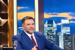 Το «The Tonight Show» κάνει πρεμιέρα...