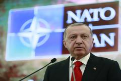 Ερντογάν για S-400: Η Τουρκία θα αγοράσει δεύτερη παρτίδα αντιαεροπορικών πυραυλικών συστημάτων