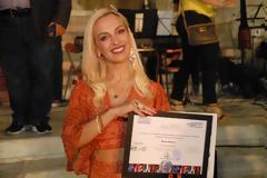 Βραβεύτηκε η Νικόλ Δαλέκου από τον Όμιλο για την UNESCO Πειραιώς & Νήσων στο Δημοτικό Θέατρο Πειραιά στο φεστιβάλ «Ημέρες Θάλασσας 2021» του Δήμου Πειραιά
