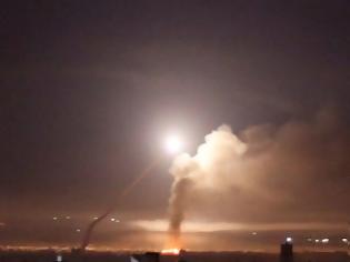 Φωτογραφία για Ισραηλινοί πύραυλοι έπληξαν το στρατιωτικό αεροδρόμιο της Χομς
