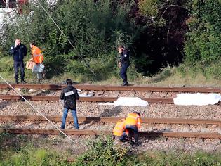Φωτογραφία για Γαλλία: «Μας πήρε ο ύπνος» – Τι λέει ο μετανάστης που γλίτωσε από το δυστύχημα με τρένο