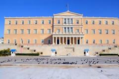 Βουλή: Συναγερμός για το εσωτερικό του κτιρίου - Εντοπίστηκαν 10 ρηγματώσεις