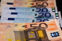 Χαλκιδική: «Κρατικοί υπάλληλοι» έλεγξαν τα χρήματα ηλικιωμένης για κορονοϊό και έγιναν «καπνός» με 1.750 ευρώ
