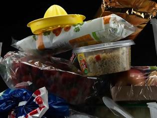 Φωτογραφία για Πλαστικές συσκευασίες τροφίμων τρομάζουν με 100.000 θανάτους το χρόνο