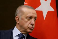 Ερντογάν: Κόντρα στη Δύση παίζει το χαρτί του εθνικισμού και της συνωμοσιολογίας στην υπόθεση Καβαλά