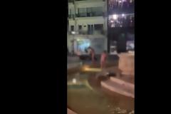 Ηράκλειο: Τα πέταξαν κυριολεκτικά όλα και μπήκαν σε κεντρικό σιντριβάνι της πόλης (Video)