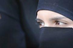 Γερμανία: Τζιχαντίστρια άφησε 5χρονη να πεθάνει από τη δίψα - Την είχε αγοράσει για σκλάβα