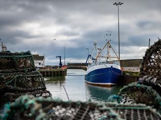 Φωτογραφία για Κλιμακώνεται η ένταση Γαλλίας - Βρετανίας για την αλιεία: Προειδοποίηση σε βρετανικά αλιευτικά