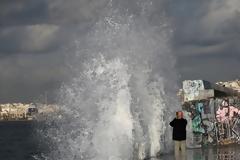 Καιρός: Αγωνία για τον νέο μεσογειακό κυκλώνα «Νέαρχο» που δημιουργήθηκε στο Ιόνιο - Πού κατευθύνεται