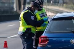 Τέλος στις εφαρμογές των κινητών για τα μπλόκα της τροχαίας