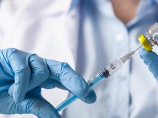 Φωτογραφία για Δημοσκόπηση: Αλλάζουν γνώμη οι αρνητές εμβολιασμού;