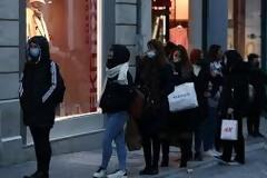 Νέα μέτρα για τους ανεμβολίαστους - Σφοδρές αντιδράσεις στον κλάδο του Λιανεμπορίου