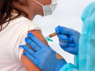 Φωτογραφία για Δεκέμβριο αναμένονται οι τελικές αποφάσεις για χρήση του εμβολίου Pfizer σε παιδιά 5-11 ετών