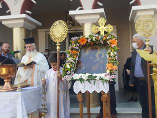 Φωτογραφία για Η λιτάνευση της εικόνας της Παναγίας της «Γρίπης» στα Καλύβια.