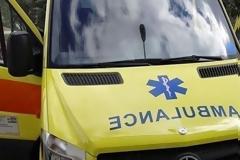 Άρτα: Πυροσβεστικό όχημα έπεσε σε χαράδρα - Στο νοσοκομείο δύο τραυματίες πυροσβέστες