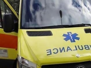 Φωτογραφία για Άρτα: Πυροσβεστικό όχημα έπεσε σε χαράδρα - Στο νοσοκομείο δύο τραυματίες πυροσβέστες