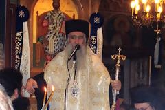 ΙΕΡΑ ΑΜΦΙΑ ΚΛΗΡΙΚΩΝ: Ποιο άμφιο λέγεται Ωμοφόριο και τι συμβολίζει