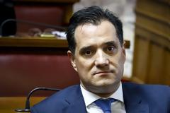 Γεωργιάδης: Παράθυρο για αποκλεισμό ανεμβολίαστων στην εστίαση. Απέκλεισε καθολικό lockdown
