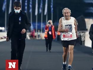 Φωτογραφία για Ο Στέλιος Πρασσάς είναι ο γηραιότερος αθλητής που τερμάτισε στον Μαραθώνιο της Αθήνας