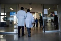 Θριάσιο: Τρεις ασθενείς με κορονοϊό σε κοντέινερ και έξι διασωληνωμένοι εκτός ΜΕΘ σύμφωνα με τον πρόεδρο των εργαζομένων