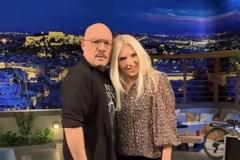 Η Αννίτα Πάνια υποδέχεται τον Νίκο Μουτσινά
