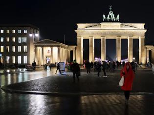 Φωτογραφία για Μέρκελ: Προχωράμε σε νέα μέτρα, η κατάσταση είναι δραματική στη Γερμανία