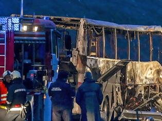 Φωτογραφία για Σοκαριστικό τροχαίο στη Βουλγαρία με 46 νεκρούς - Κάηκαν ζωντανοί μέσα σε λεωφορείο