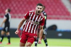 Η Τράμπζονσπορ πέφτει λίγη για τα 