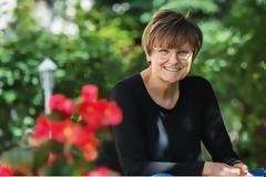 Katalin Karikó Η βιοχημικός πίσω από την ανακάλυψη του mRNA εμβολίου