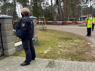 Φωτογραφία για Σοκ στη Γερμανία: Βρέθηκαν πέντε πτώματα σε σπίτι στο Βερολίνο - Ανάμεσά τους τρία παιδιά