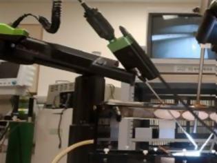 Φωτογραφία για Ρομπότ πέταξε τον γιατρό από το χειρουργείο