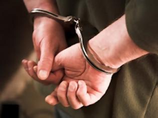 Φωτογραφία για Ηράκλειο: Συνελήφθησαν 13 άτομα για πλαστά διπλώματα