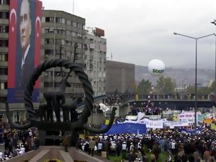 Φωτογραφία για Μπορεί η Τουρκία να διατηρήσει το «οικονομικό θαύμα» της; Ισως δεν καταφέρει να διατηρήσει το ρυθμό ανάπτυξής της, λένε οικονομολόγοι